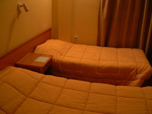 Imagini Grecia: hotel Adonis Atena camere