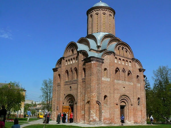 Obiective turistice Ucraina: Sfanta Paraschiva Cernighiv.JPG