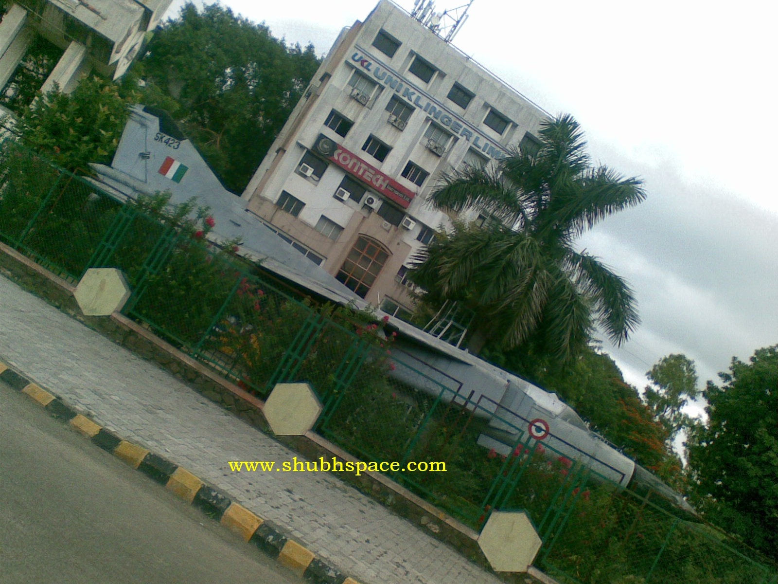 [20100630_Warbird_MiG23_Pune_013.jpg]