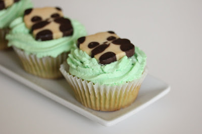 photo of panda cupcakes