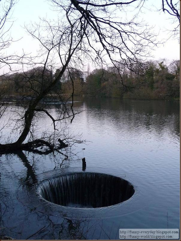 big-hole-in-the-water