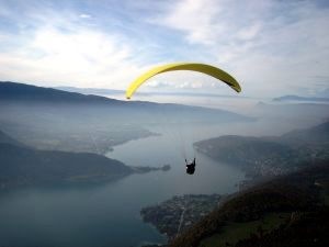 paragliding - annecy - francetrabelguide-com
