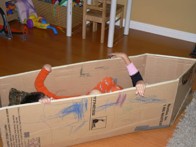 Catamaran: How to make a boat out of a big cardboard box