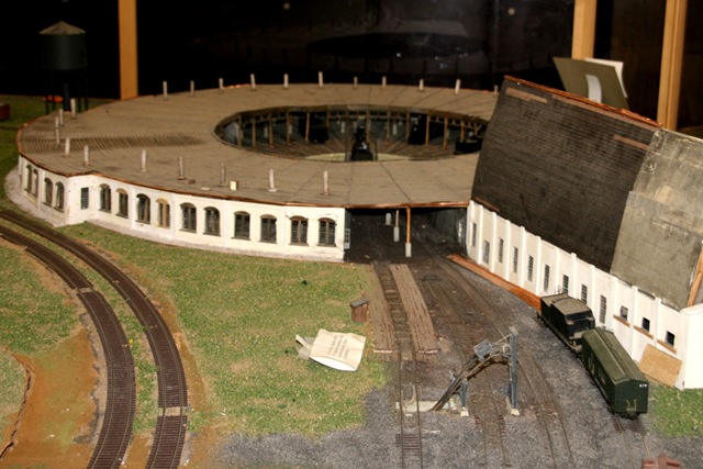 [DurandTrains5100072.jpg]