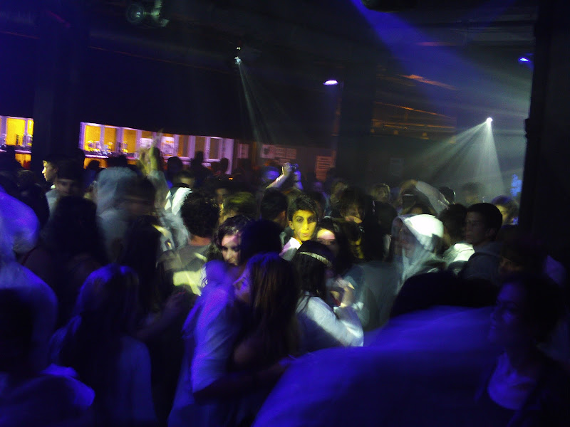 http://lh6.ggpht.com/_F4XXBasl8y0/S_ACOBs9jtI/AAAAAAAAFdo/mQUUKT15ytE/s800/FILE0342.JPG