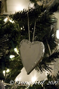 [Homemade-ornaments-23.jpg]