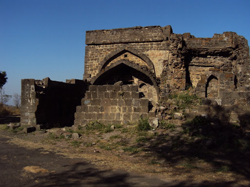 Trekking Experiences!: Narnala Fort
