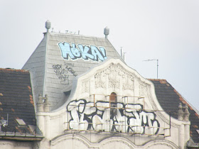 gerilla art, public art,  Boráros tér, Kami, GEP, Mókus, teg,  tag, street art,  tegelés,  teggelés, falfirka, Budapest, blog    