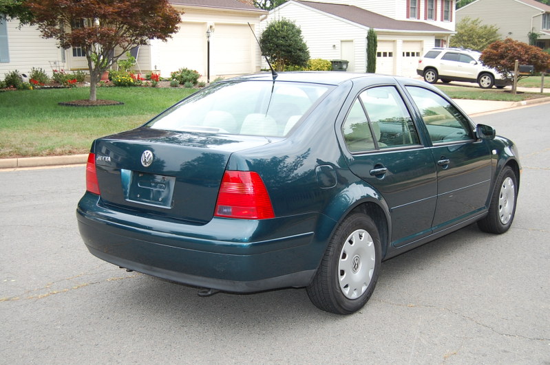 2002 Volkswagen Jetta GL Sedan 4D Automatic Excellent Condition