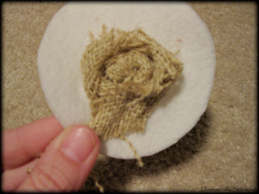 [burlap-flower-37.jpg]