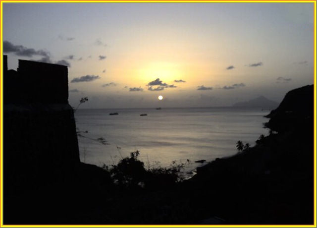 [Fort Oranje Sunset (3)[5].jpg]