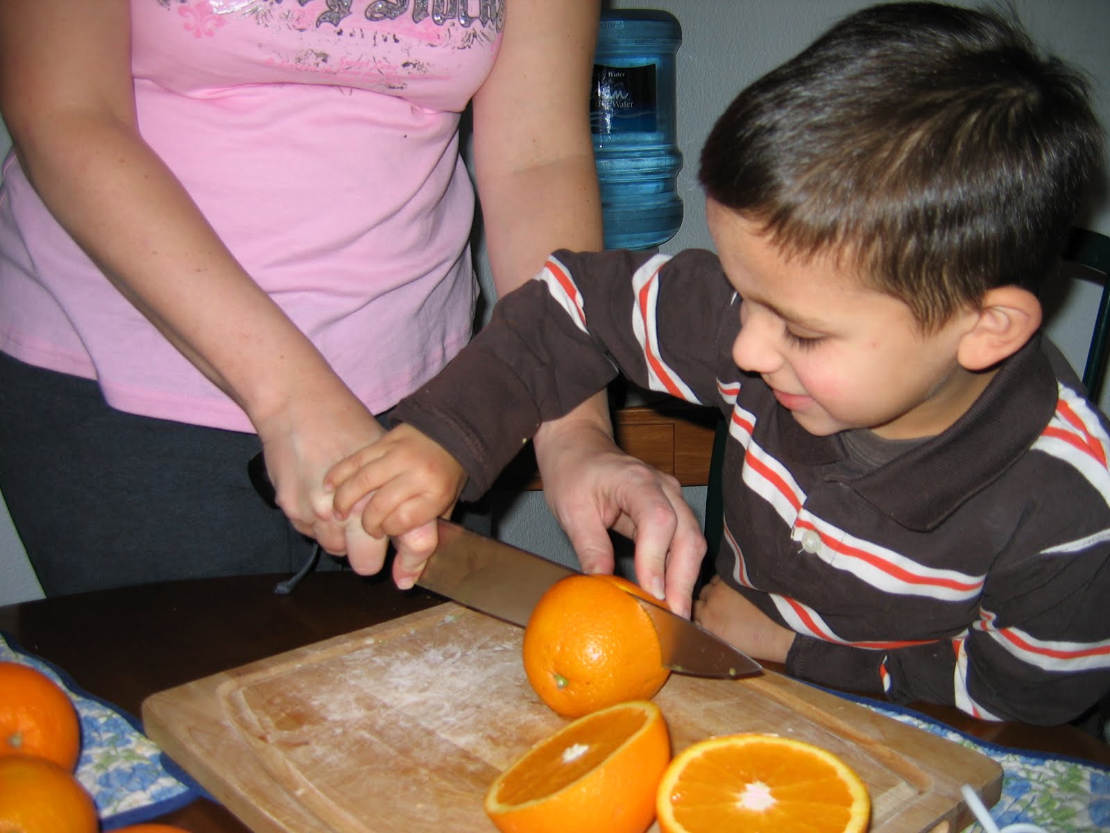 A Walk Down Narulastraße Making Orange Juice