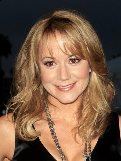 Megyn Price - simple prom hairstyle