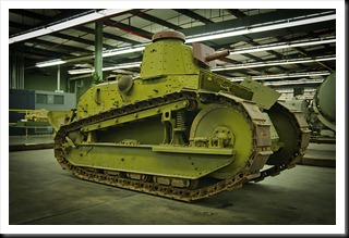 1918 US M1917 Tank