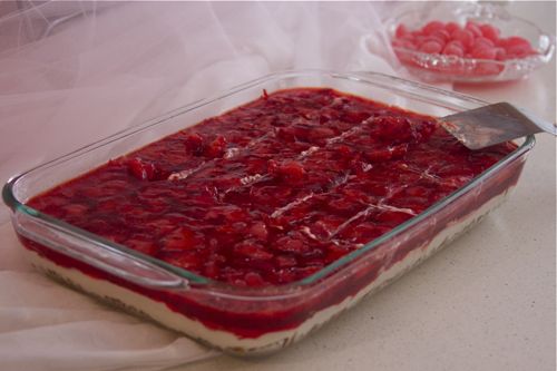 mrs harding cooks: Strawberry Jello Pretzel 