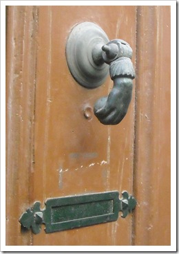 Door knocker in Agde