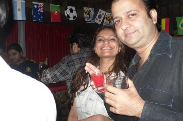 [dimpy-ganguly-private-party-leaked-pictures-7[2].jpg]
