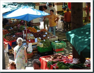 DSC03313-BIS-Funchal-marché aux fruits et légumes BW