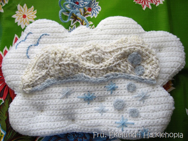 [Crochet cloud[11].jpg]
