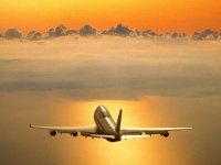 Avion hacia el horizonte