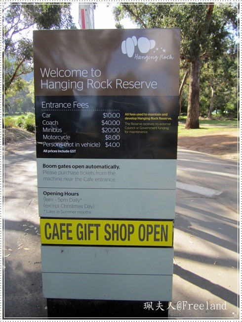 [hangingrock2[3].jpg]