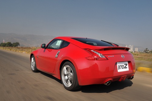 [Nissan 370Z back wheels alloys modified launch Nissan Red 370Z launch India Automotic Manual Images Pictures Pics Wallpapers Gallery Video Specifications Reviews[6].jpg]
