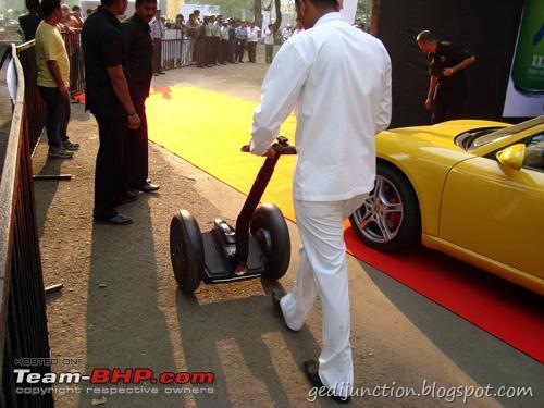 [gautam singhanias 2 wheeler at 2010 super car show mumbai[7].jpg]