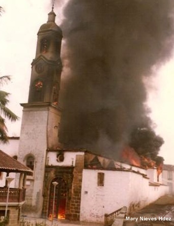 [Iglesia de la Concepción incendio 1978[4].jpg]