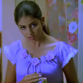 Genelia-5.gif