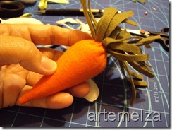 artemelza - cenoura de feltro