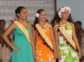 Les Miss... (à droite : Miss UA POU 2010)