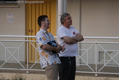 Pierre (à droite sur la photo) au côté d'Olivier l'ancien Principal du Collège (photo juin 2010).