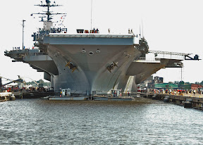 CVN73%20enters%20drydock%20for%20DPIA@NNS%2009302006.jpg