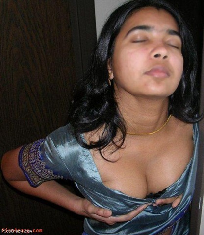 [saree140[3].jpg]