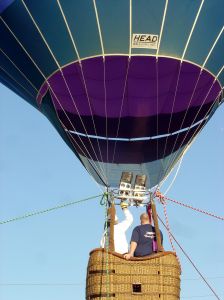Ballon Zeppelin - بالون منطاد
