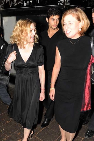 [Madonna ja Livni[5].jpg]