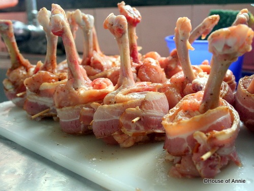 [chicken lollipops wrapped in bacon[2].jpg]