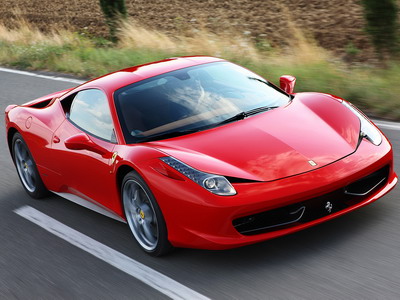 Ferrari updates a model lineup