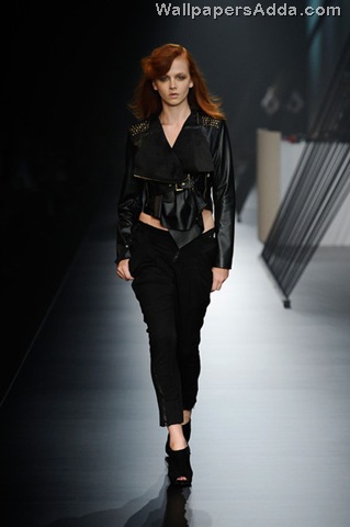 [2010+L+Oreal+Melbourne+Fashion+Festival+Day+Ytmh3zdfh3Fl[1][2].jpg]