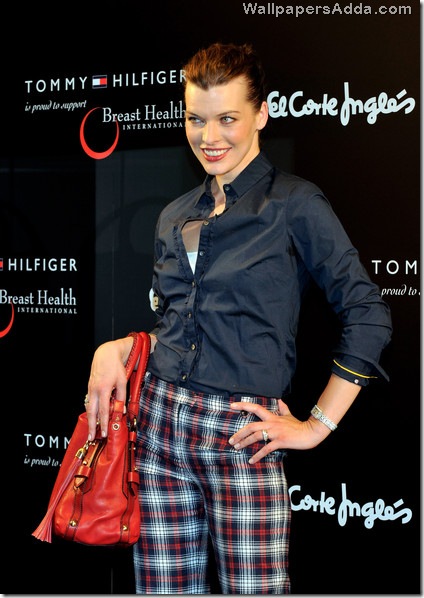 Milla Jovovich Presents Tommy Hilfiger Limited G9p4b70FBItl