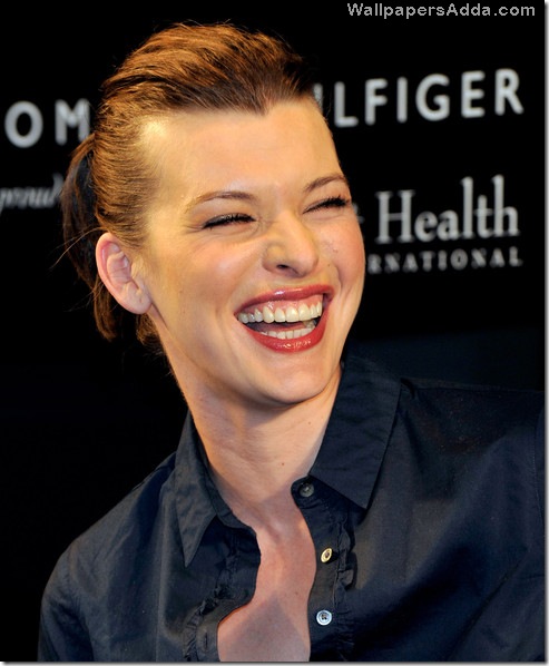 Milla Jovovich Presents Tommy Hilfiger Limited GVjZcqkUUGnl