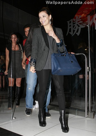 [Celebrities+Dining+Katsuya+Hollywood+jVFO6aEv9YKl[2].jpg]