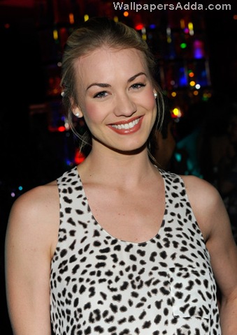 [Yvonne+Strahovski+Hosts+Evening+Intrigue+Tabu+WTGgjlVoMObl[2].jpg]