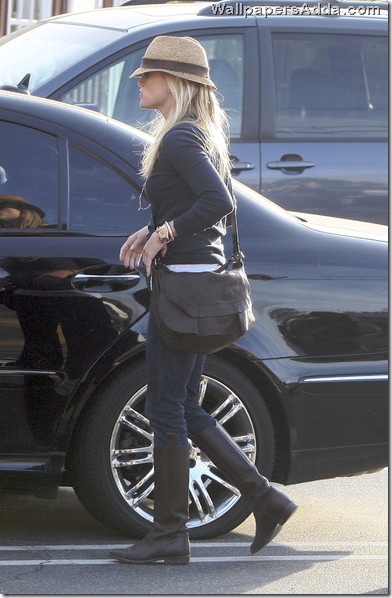 Reese Witherspoon Shopping Brentwood Country pcYFzFvqh4Pl