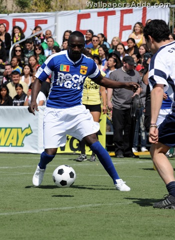 [MTV+Tr3s+Rock+N+Gol+World+Cup+Kick+Off+BTzL0n68RTvl[2].jpg]