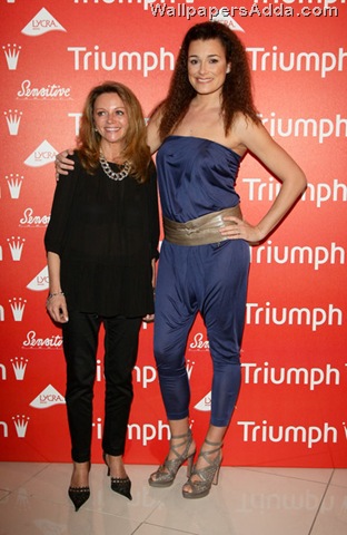 [Triumph+Launch+New+Advertising+Campaign+lGdWstncL4Il[2].jpg]