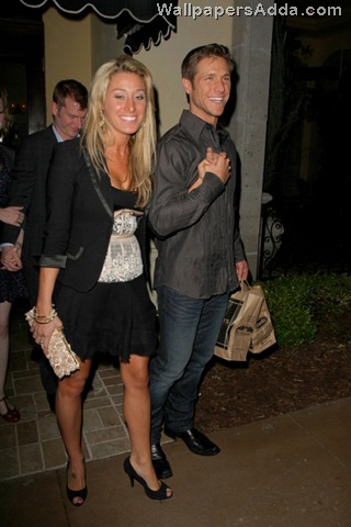[Bachelor+Jake+Pavelka+fiancee+Vienna+Giradi+IYKmFWsrmSbl[2].jpg]