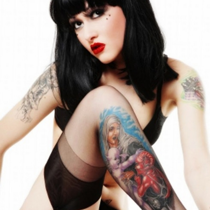 ஜ Καυτές γυναίκες, φανατικές των τατουάζ (PHOTOS)