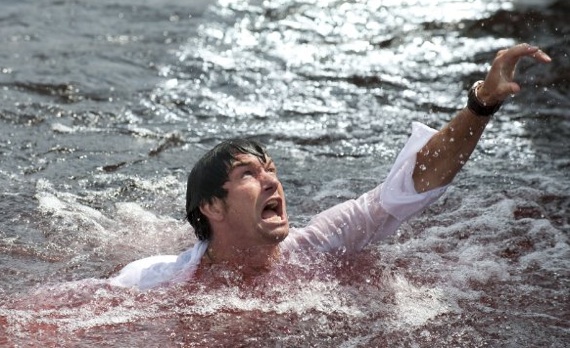 Piranha 3D Jerry OConnell 19 8 10 kc 10 Most Memorable Movie Moments Of 2010