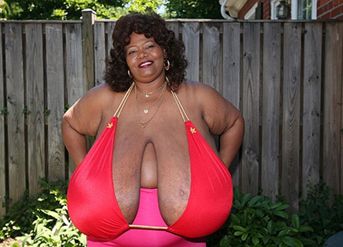 World's Largest Natural Breasts (Norma Stitz) 07